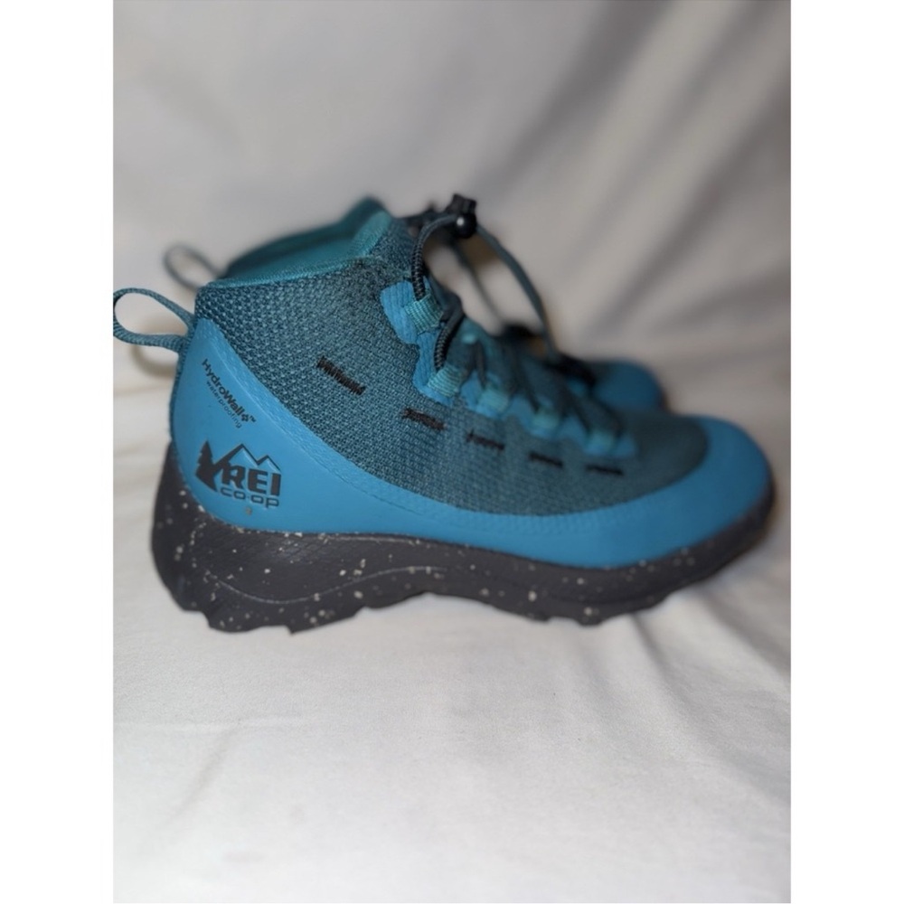 REI Kids Teal and Black Sneakers